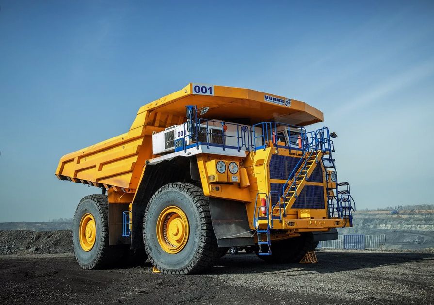 BELAZ rigid mining dump truck — BELAZ haul truck spare parts sourced by IWH from Turkey
