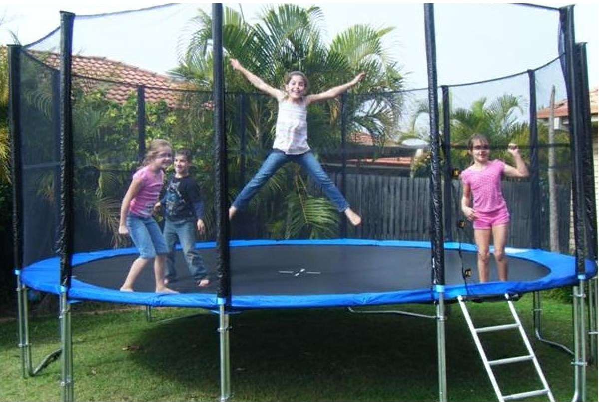 Батут пружинный 244 244 216. Hasttings classic 10ft. Батут funfit. Батут на какой вес. Батут atlas sport (4.