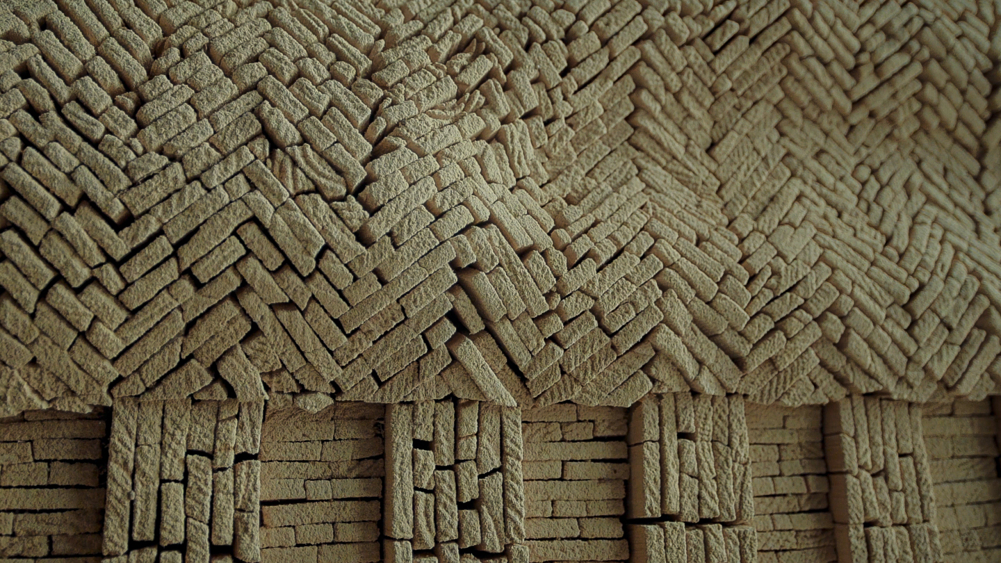 Wood Sculpture Mi Piace by Tor Design