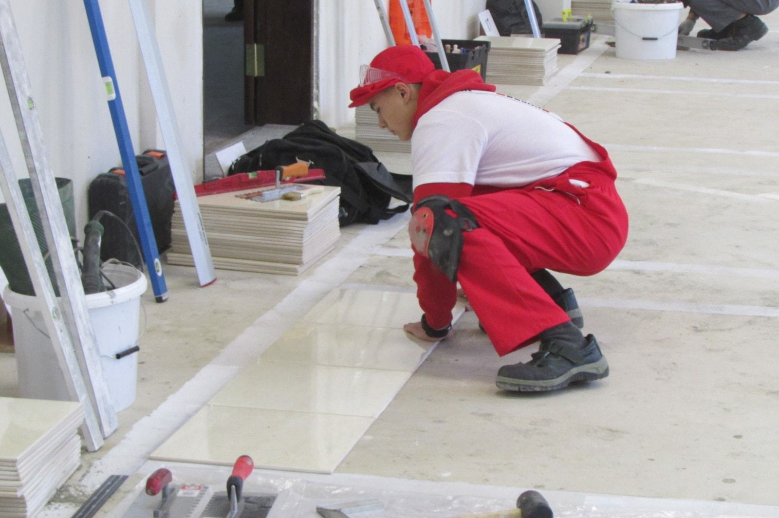 Штукатур; лицювальник-плиточник; маляр