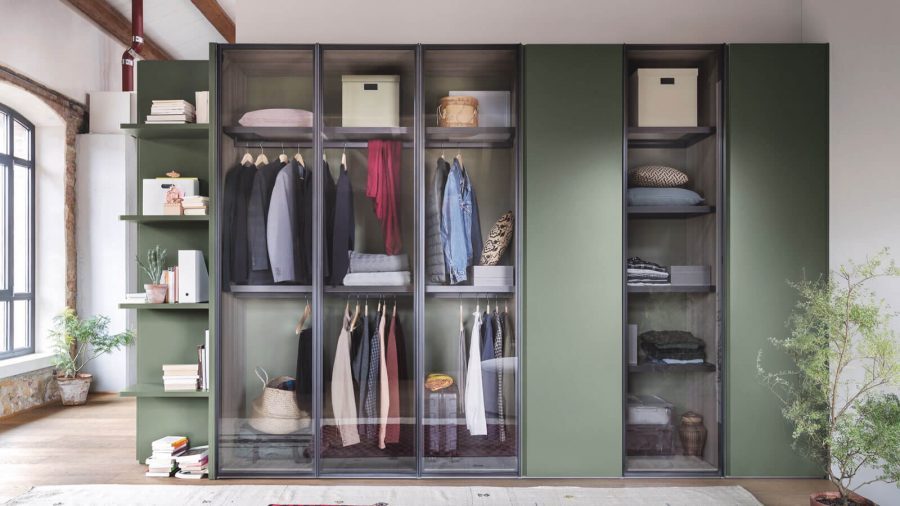 Модели шкафов и гардеробных систем с распашными дверями. 