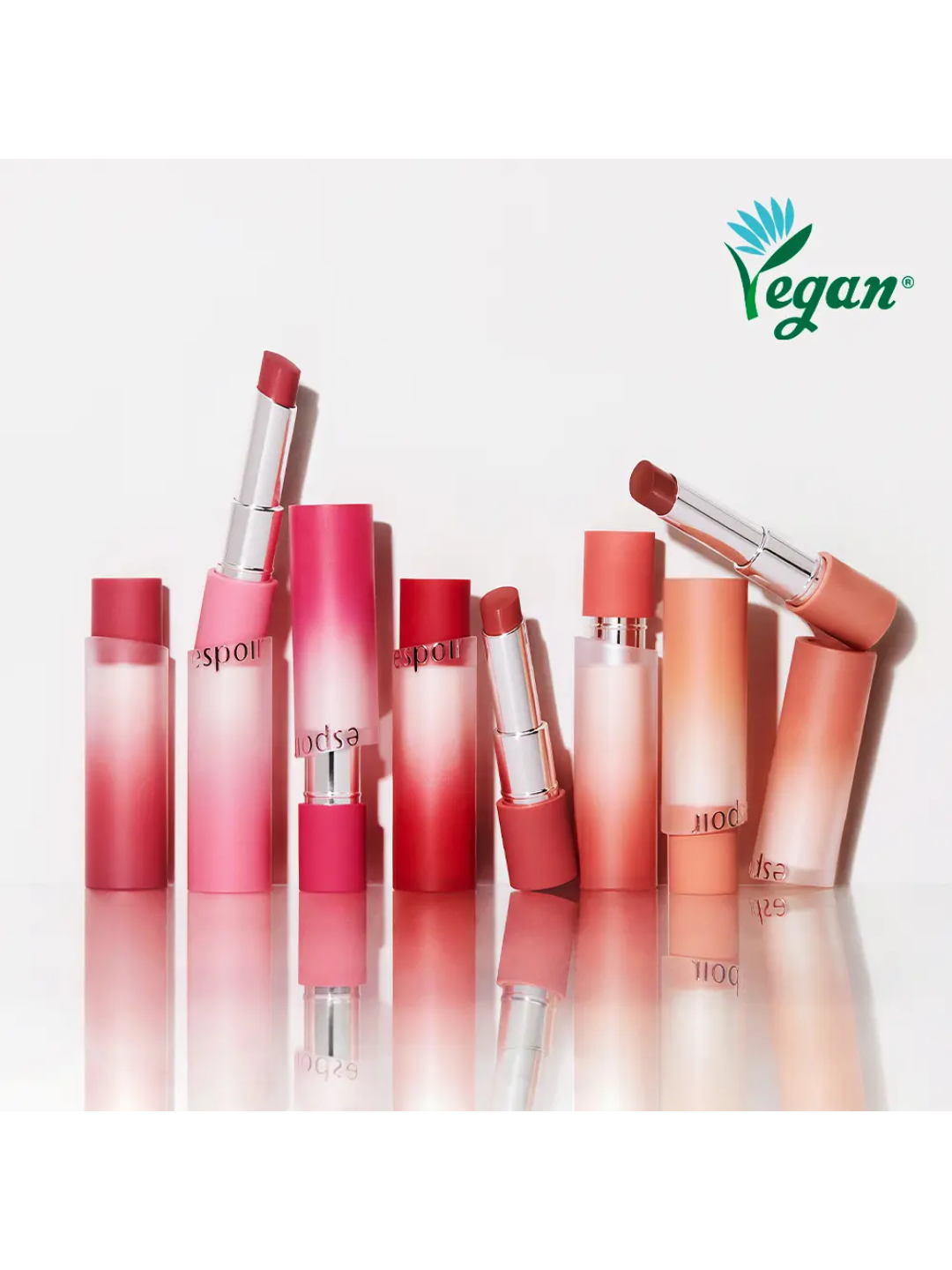 Матовая помада для объема губ Espoir Nowear Lipstick Volume Matte — невесомое покрытие