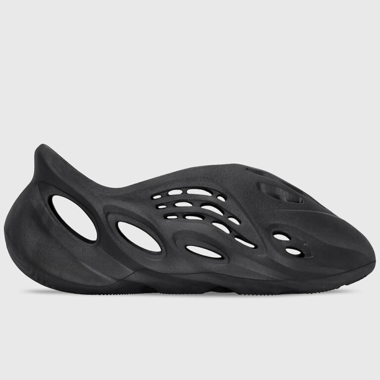 靴 adidas YEEZY FOAM RUNNER YEEZY FOAM RUNNER