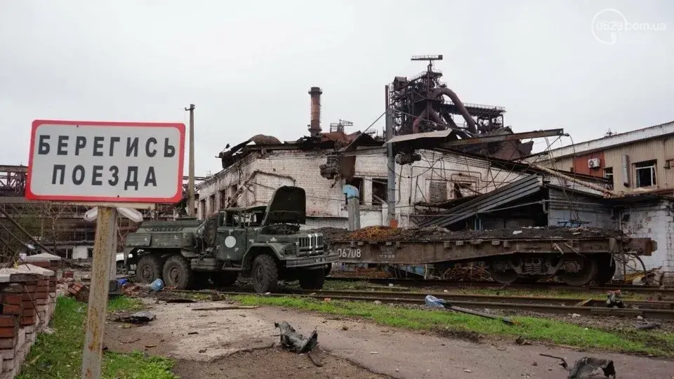 Вигляд на Азовсталь із супутника
