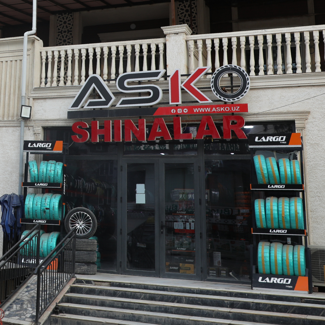 Моншадағы трусисыз адам