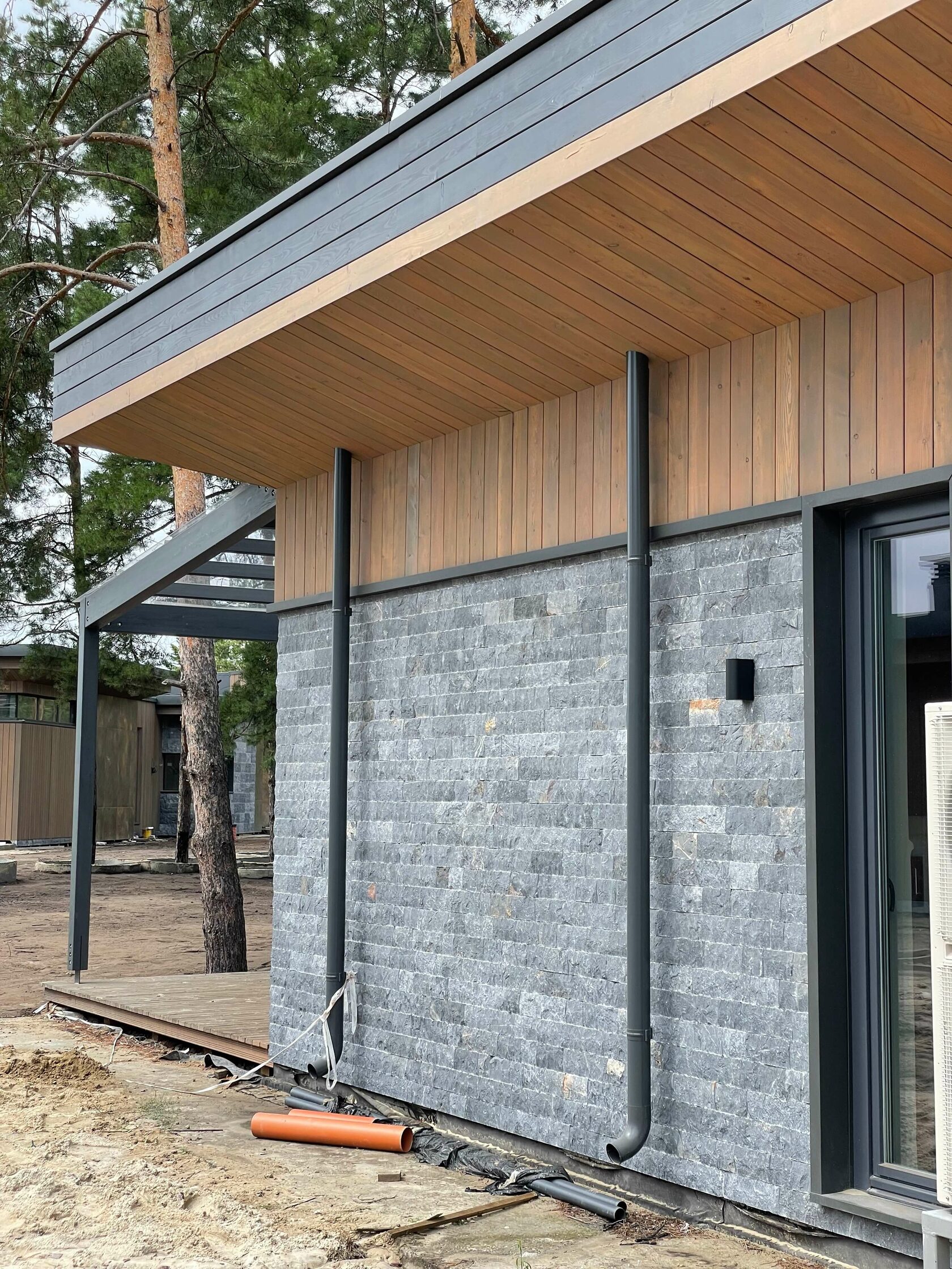 Пергола з модрини