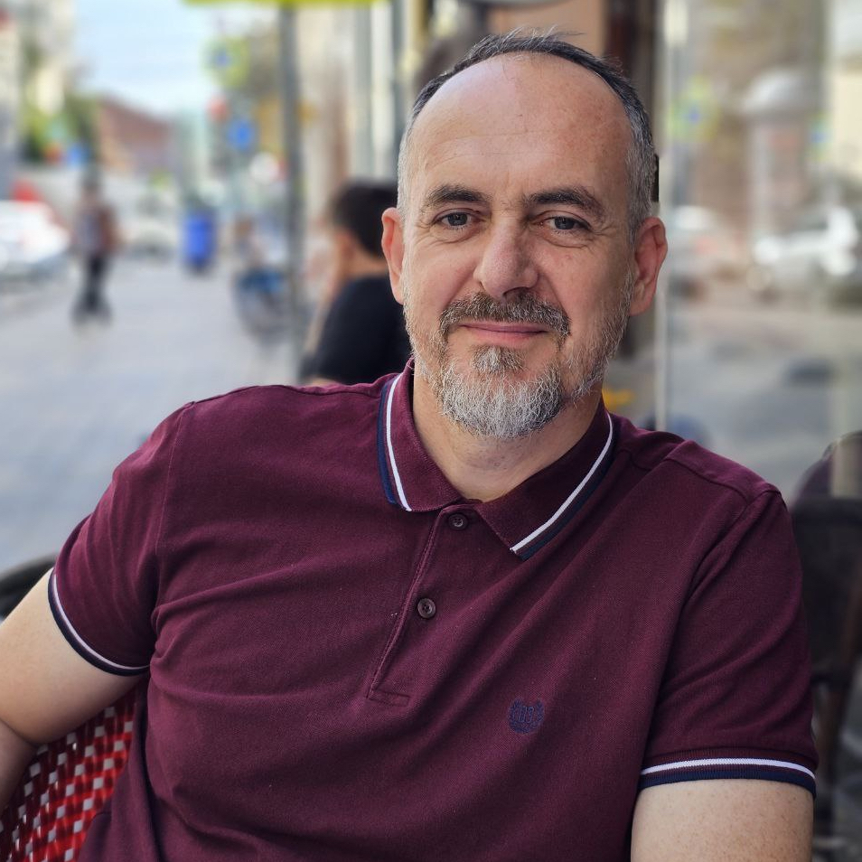 Vladimir Khubiryants – President, Fiberscope