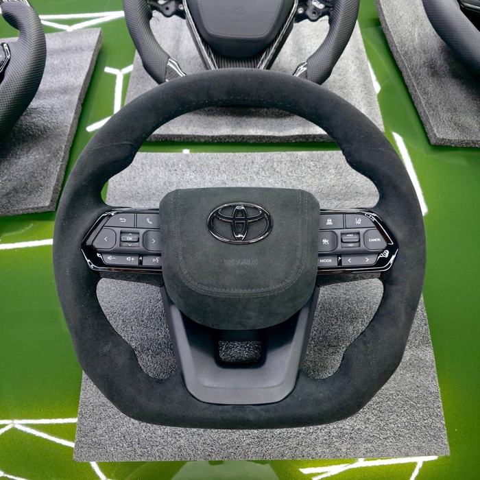Toyota Camry V70 — Замена руля с активными кнопками