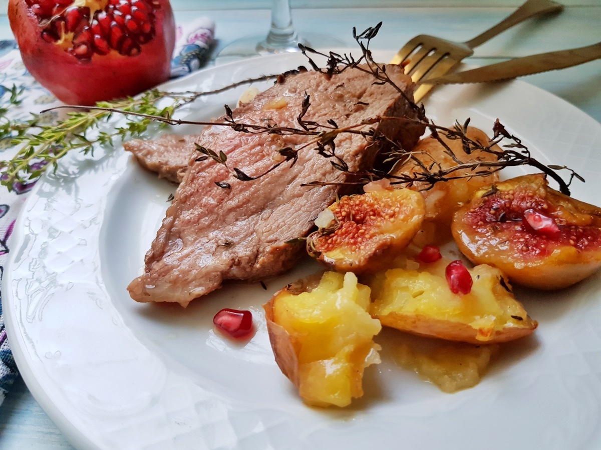 Говядина по-французски с картофелем в духовке, рецепт с фото — taimyr-expo.ru