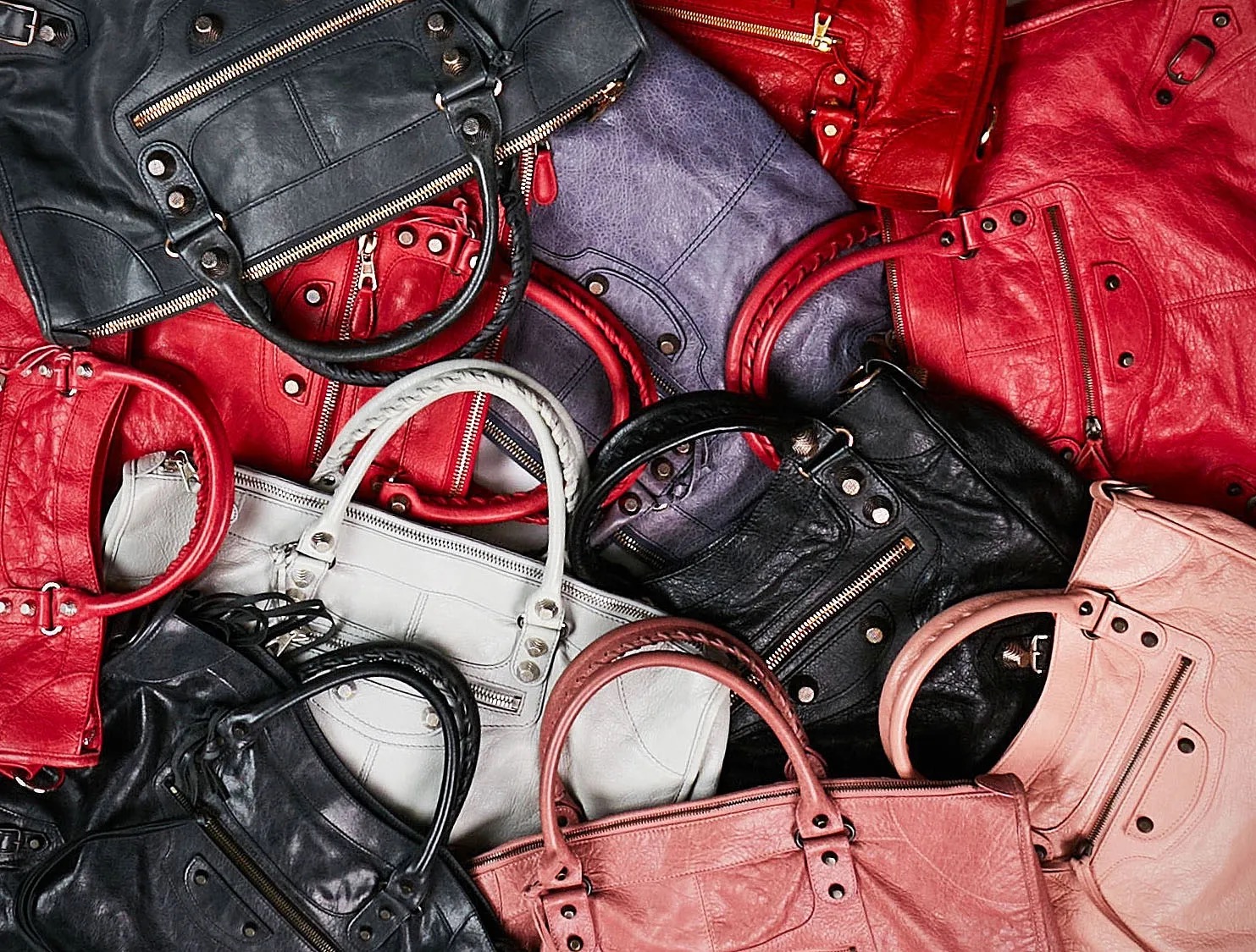 BALENCIAGA - Сумки та одяг | Idealism
