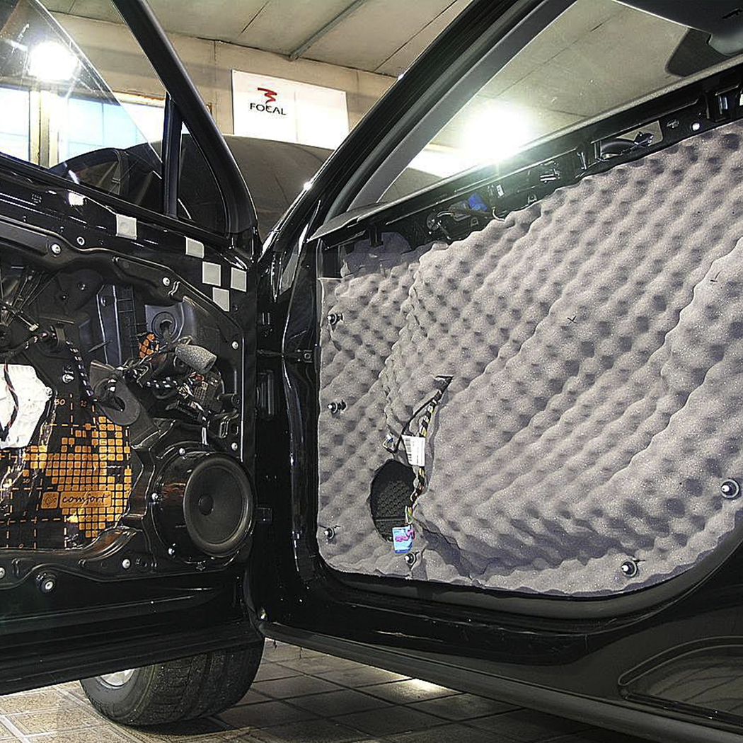 Виброизоляция на мерседесе. Шумоизоляция ставрополь. Технология шумоизоляции автомобиля. Виброизоляция + сплен. Stp шумоизоляция.