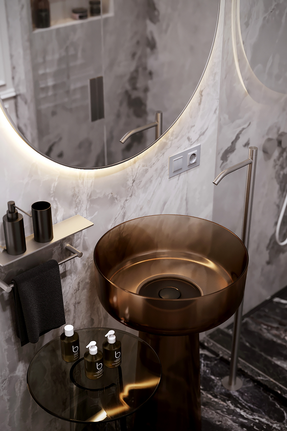 This compact 80 m² apartment is located in a building on the waterfront in the historic center of Moscow