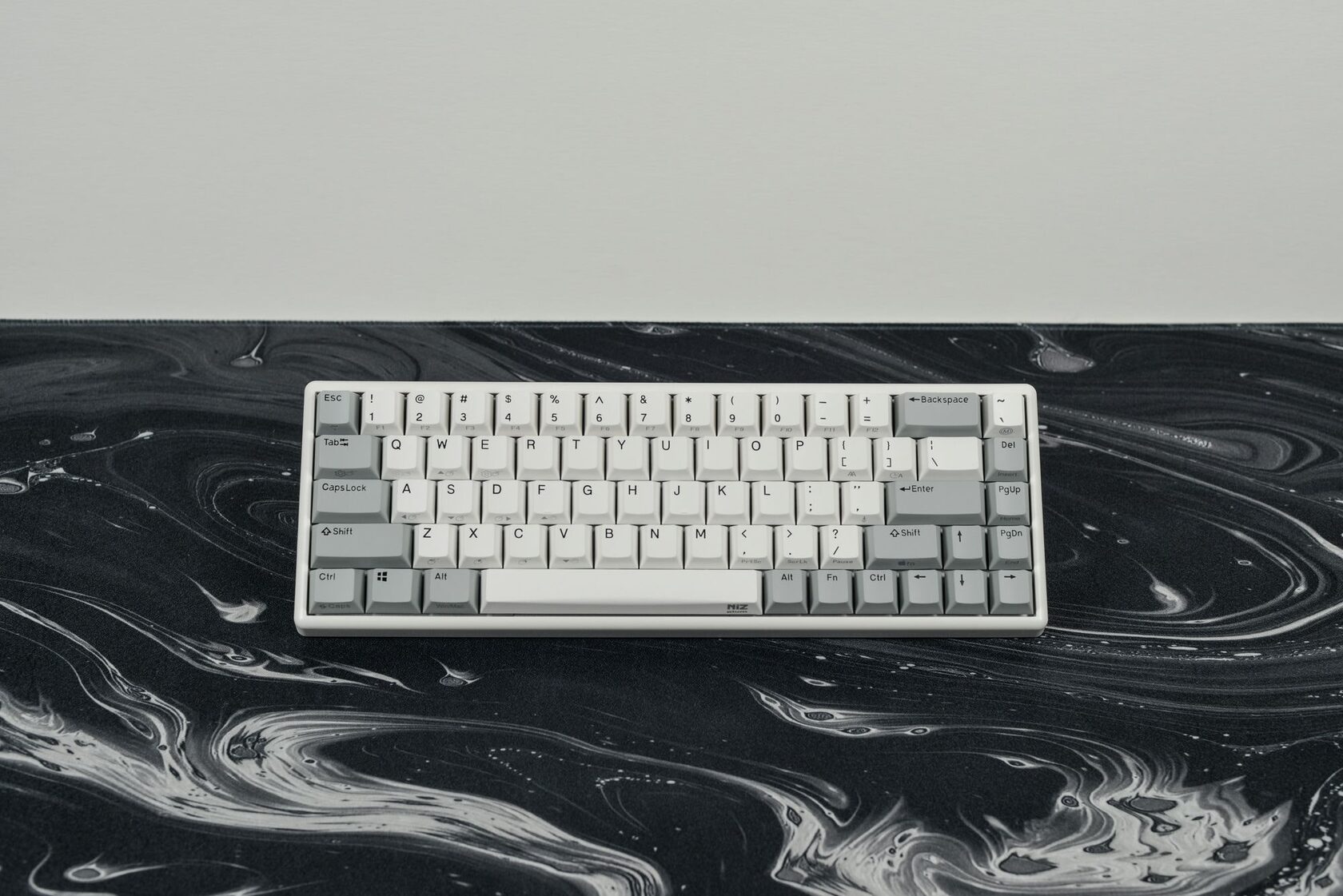 NiZ Atom68 White