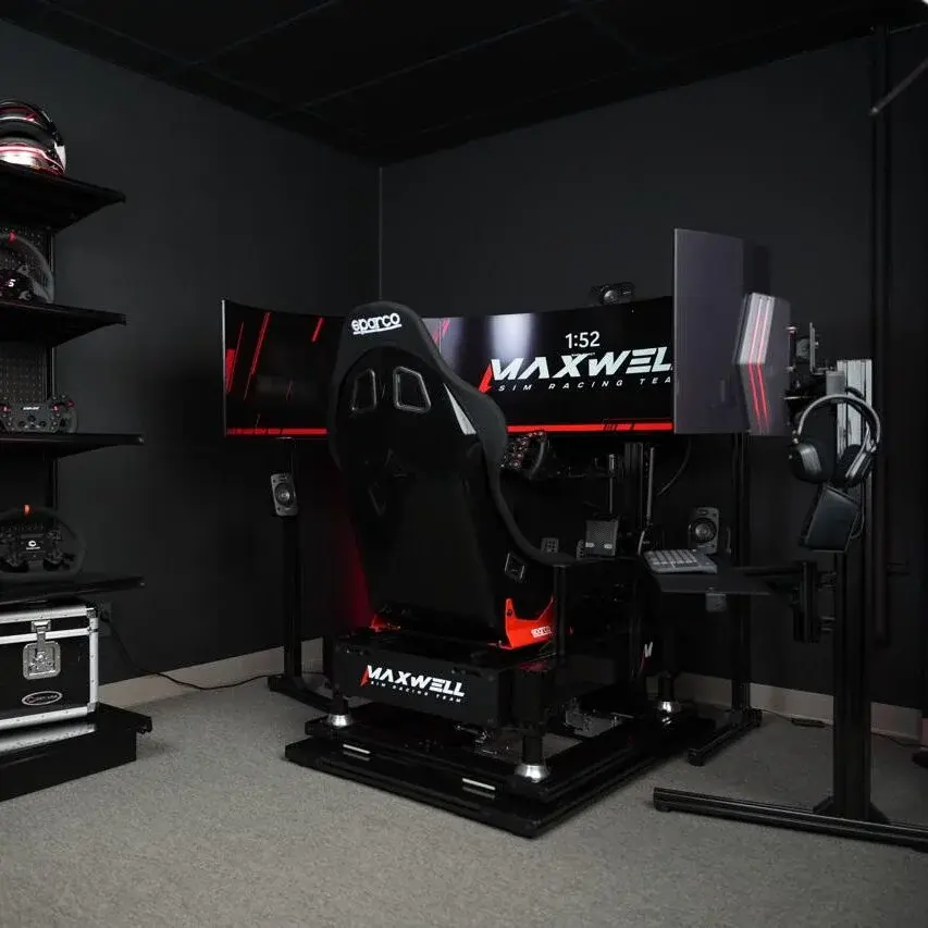 Maxwell eSport Arena Irvine | Professional Racing Simulators