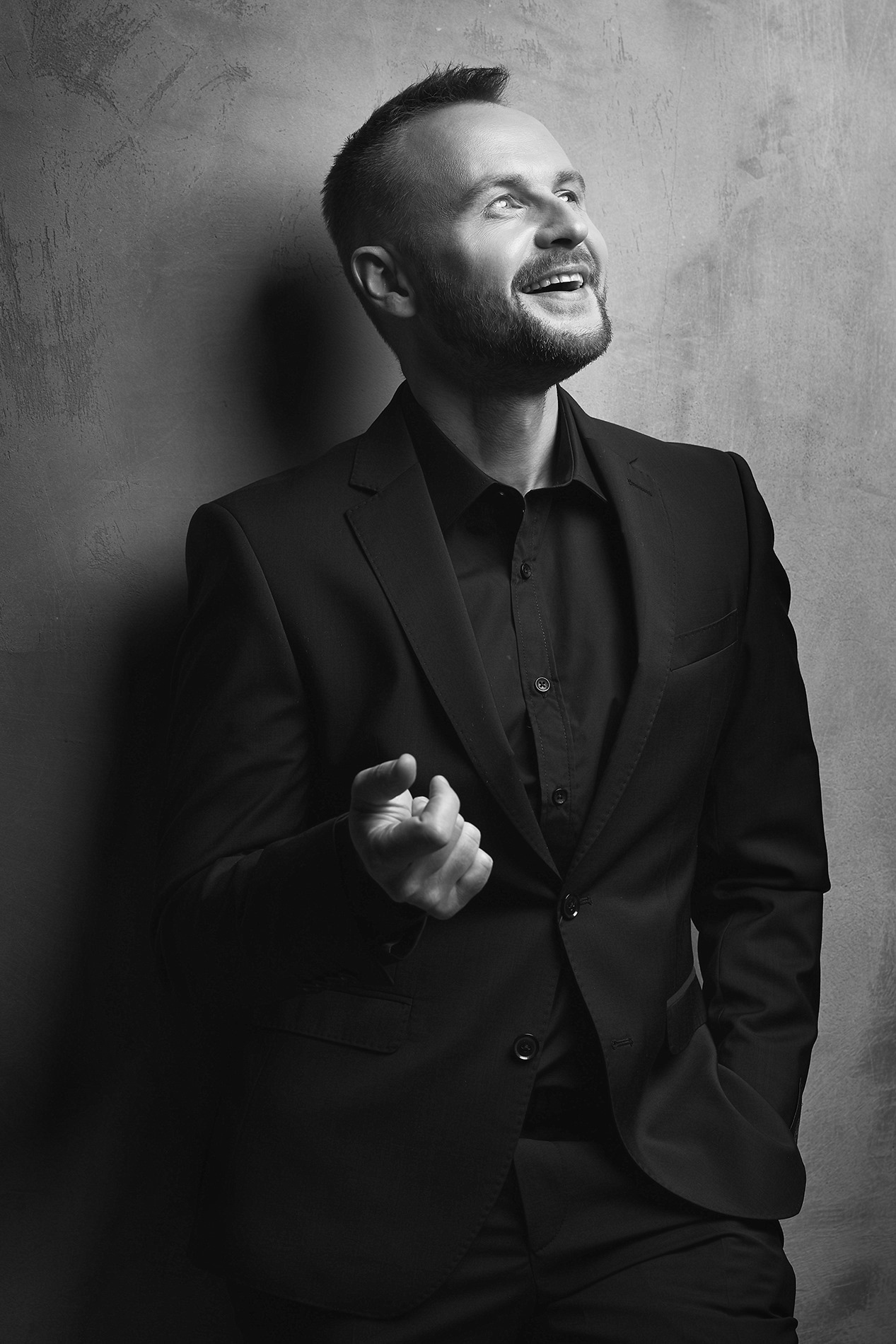 Captivating Men'S Portraits: Christian Hogue'S Work - g5o90df