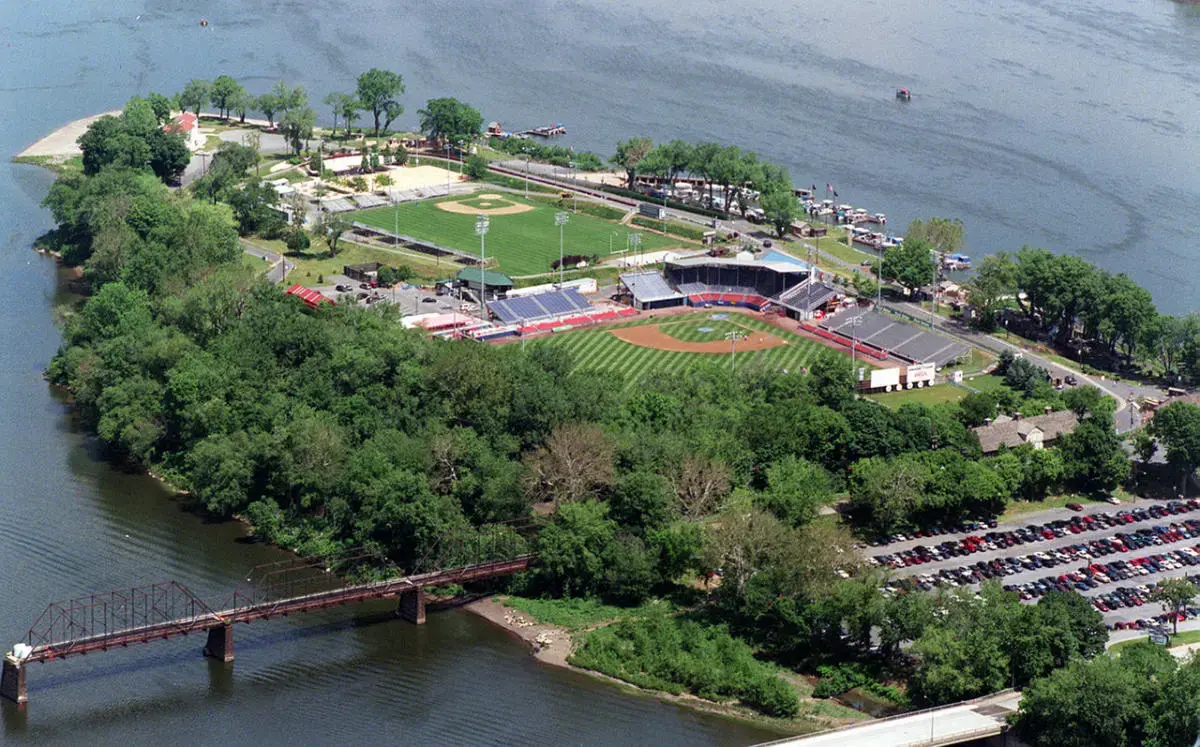 Build Your CDL-A Driving Career in Harrisburg