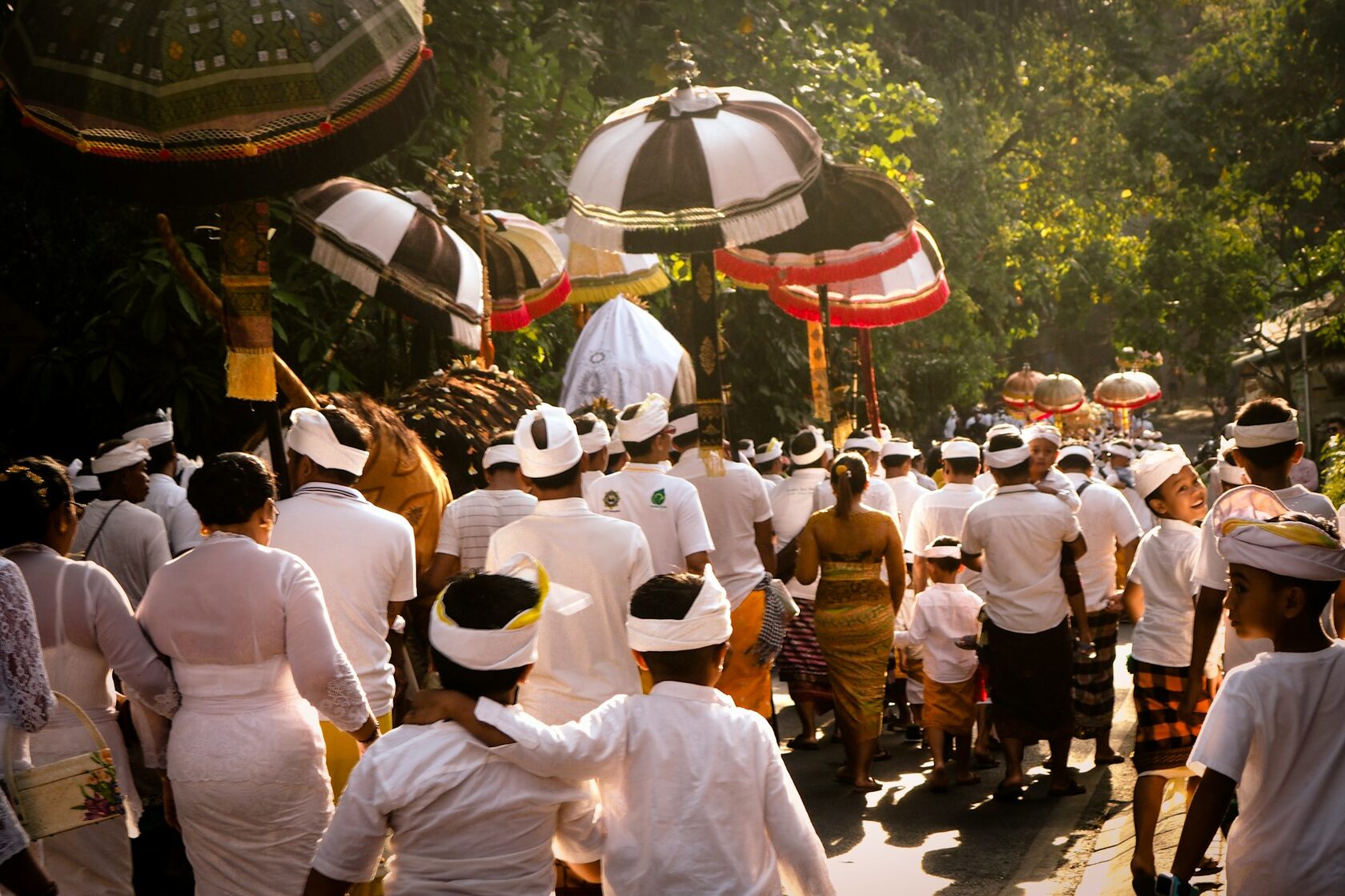 Balinese dancers cultural performance