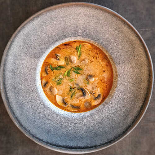 Замовити Том ям з морепродуктами