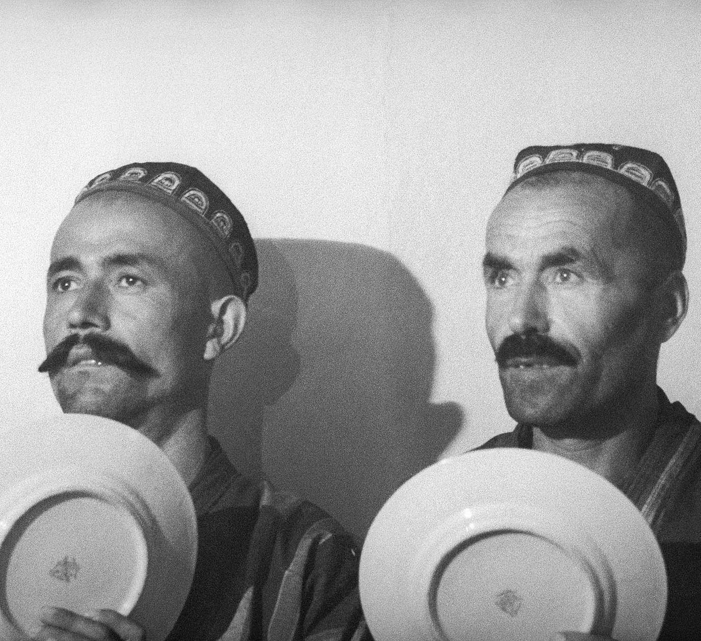 Rus uy qurilishi biseksual porno rasmlar Pussies fotosuratlar bilan katta xorozlarni xohlaydi