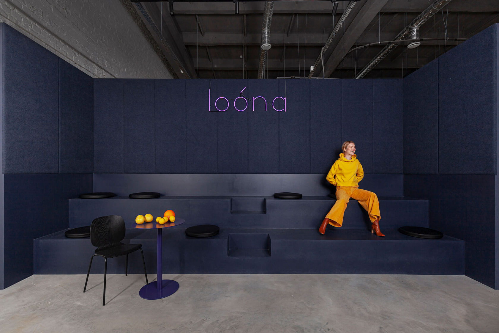 Loona