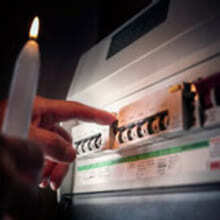 Свечка рука электрощит