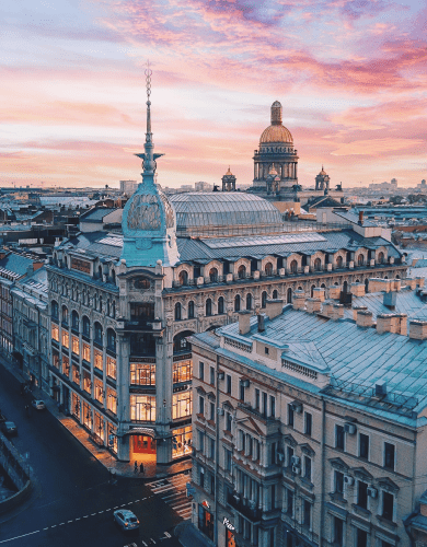 Универмаг «У Красного моста» в Санкт-Петербурге