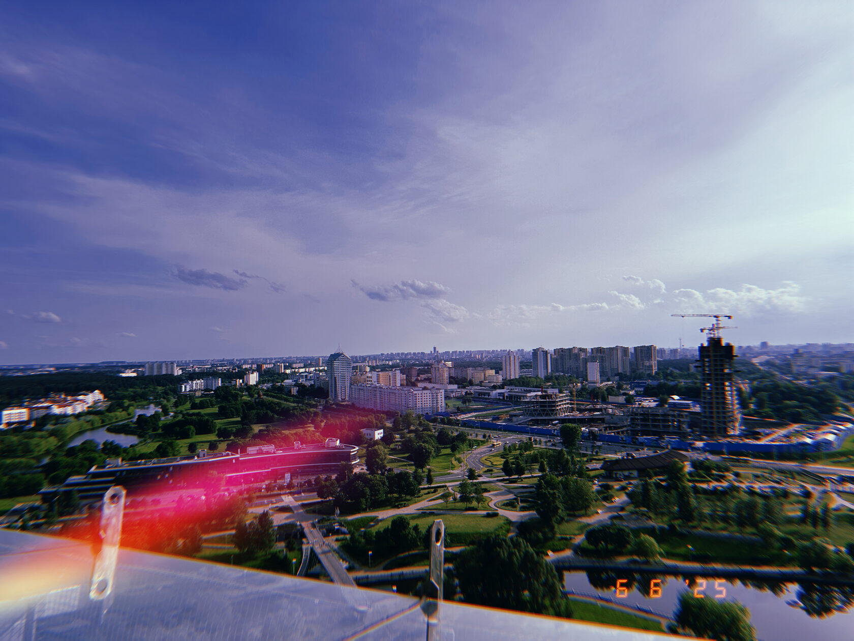 Широкая панорама Минска с высоты