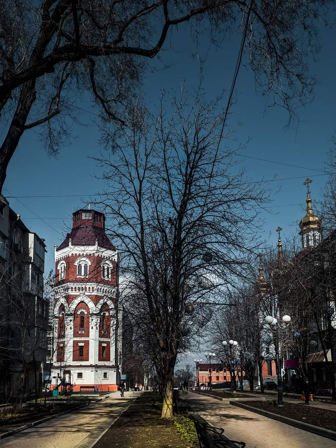 Панорама на града