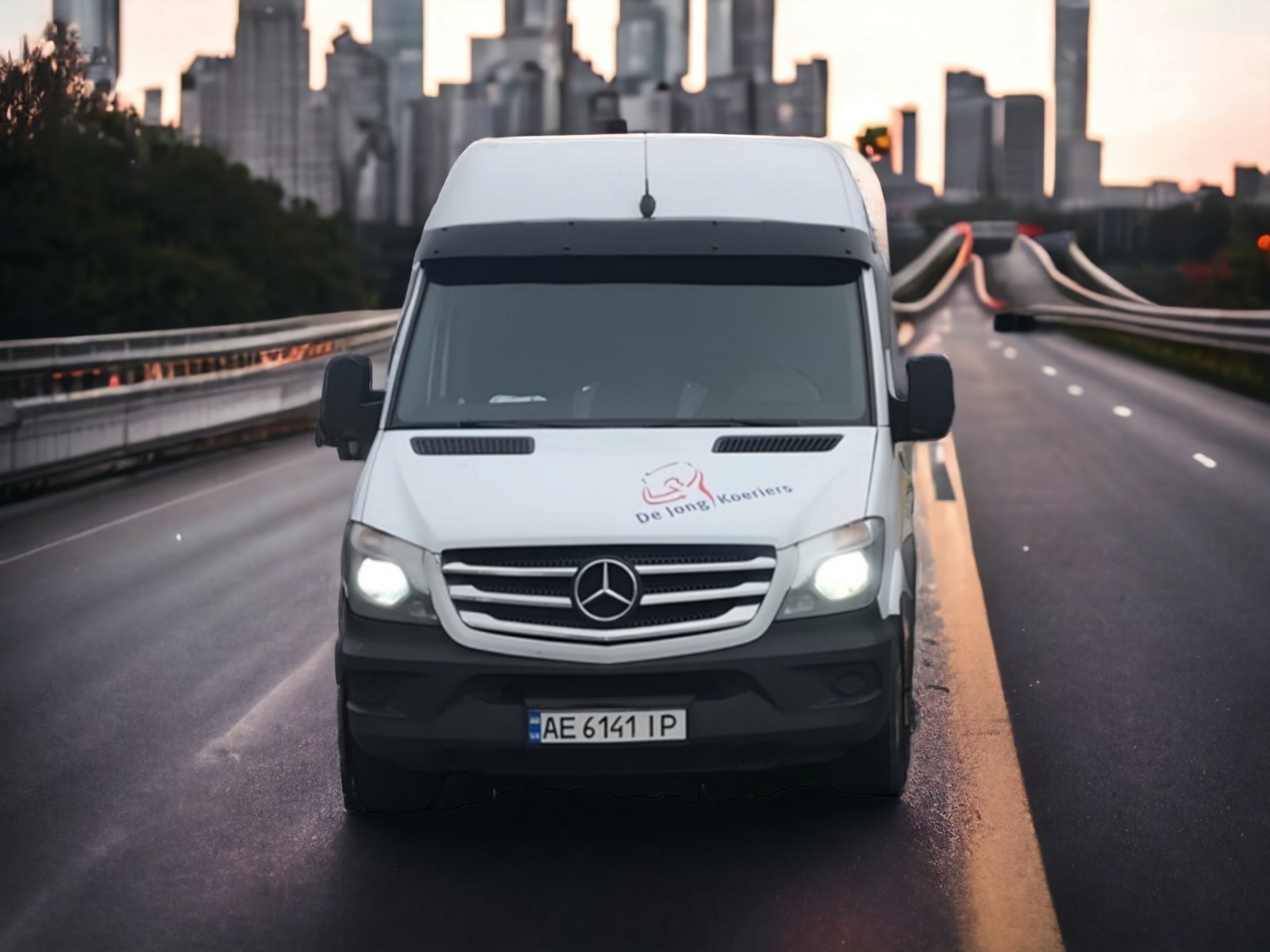 Пасажирські перевезення Покров - Варшава