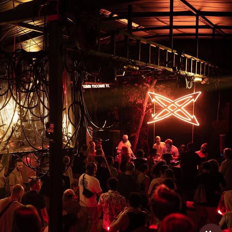 фото unclave ночного клуба на Пхангане