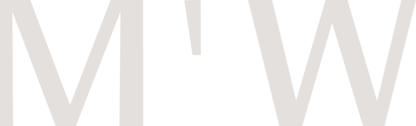 Логотип салона для ногтей MeWe