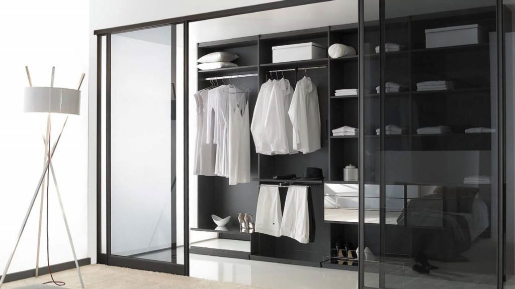 Раздвижные системы для гардеробных дверей