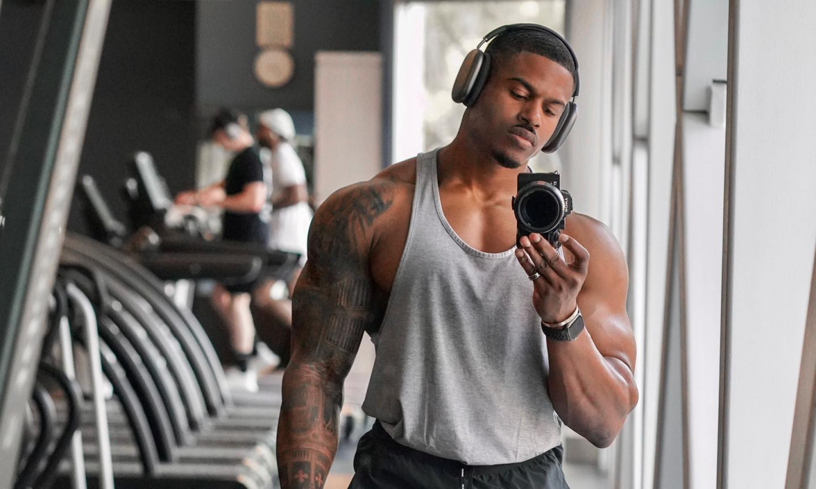 Top 5 Male Fitness Influencers to Follow on Instagram - ELMENS