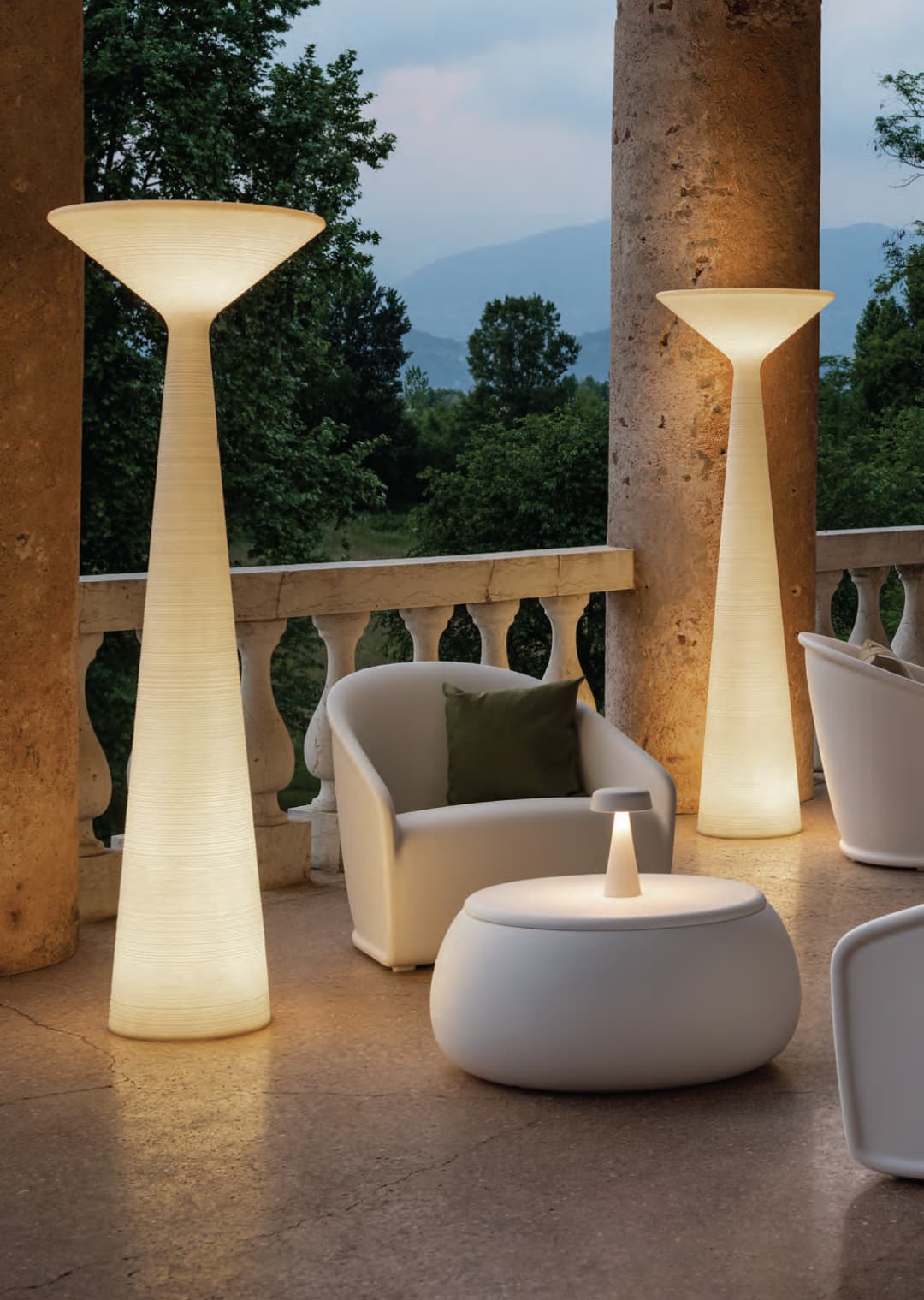 Plust Furniture