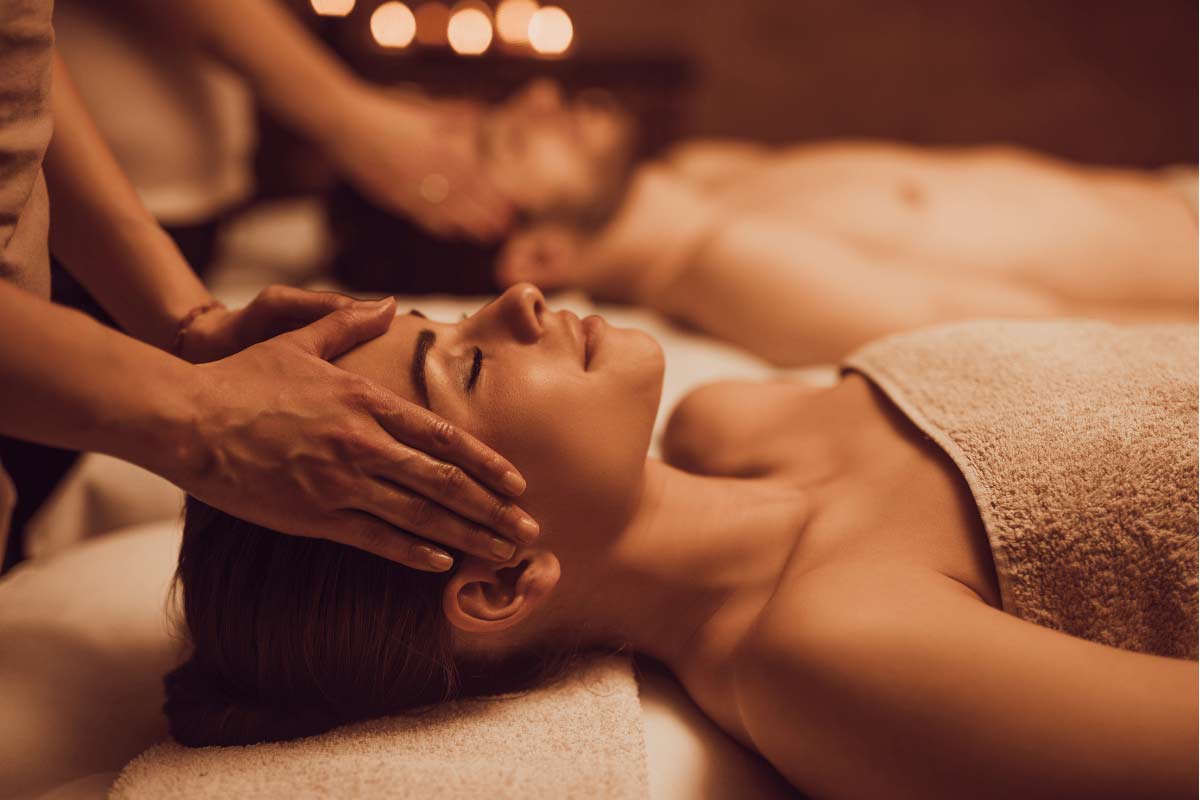 Couples massage by candlelight at Shanti Spa, Manuel Antonio