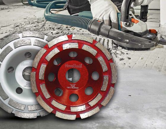 Disque à Lamelles Grain 320 En Oxyde D'aluminium 100 Mm X 16 Mm Pour Meuleuse D'angle (rouge