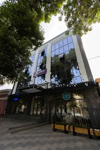Toshkent shahridagi zamonaviy ofis binosi