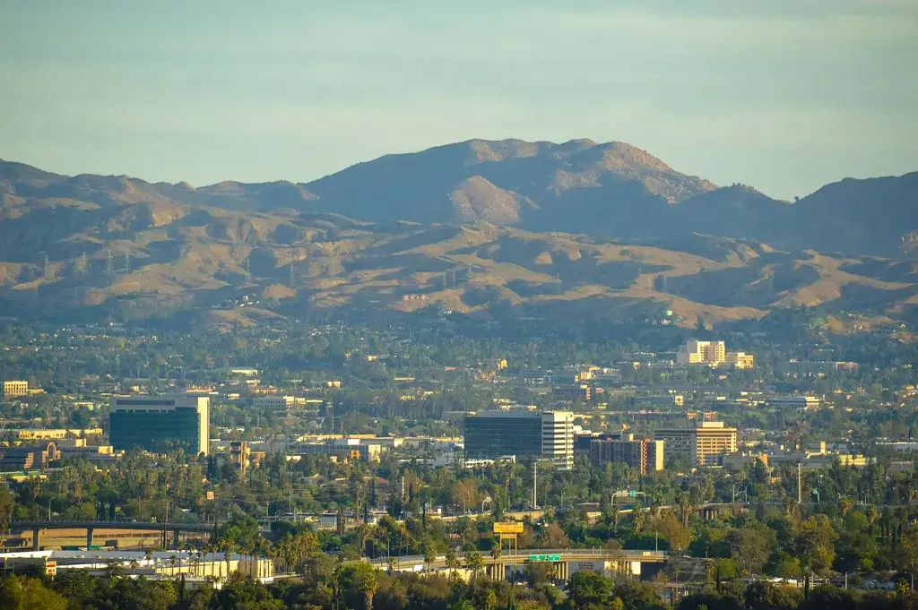 Drive Your CDL-A Career Forward in San Bernardino!