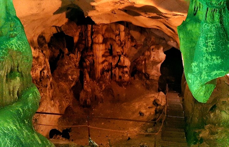 Пещера Ялан Дюнья