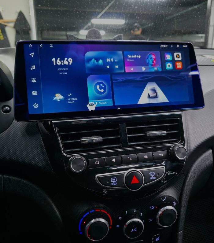 Hyundai Solaris — Магнитола в стиле BMW