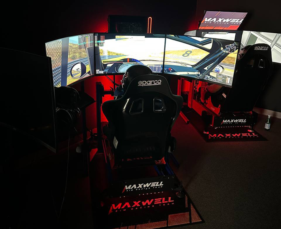 Maxwell eSport Arena Irvine | Professional Racing Simulators