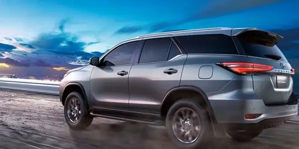 Photo of a 4WD car that is available for daily rental on Koh Phangan and Koh Samui islands