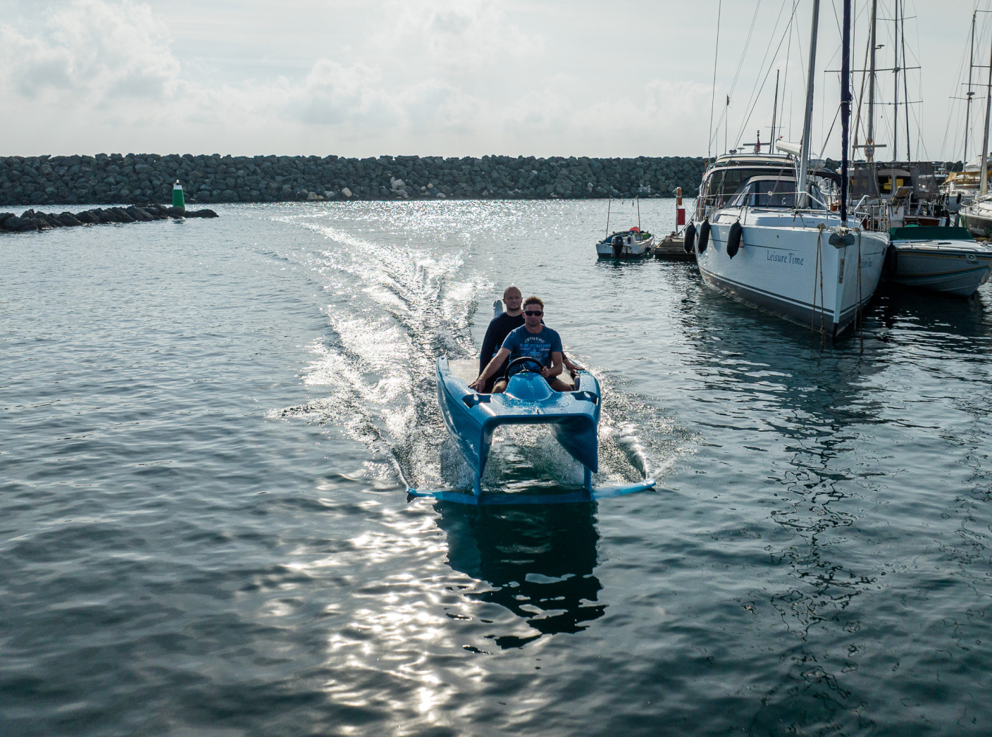 Proteus 310 foiling mode in calm sea