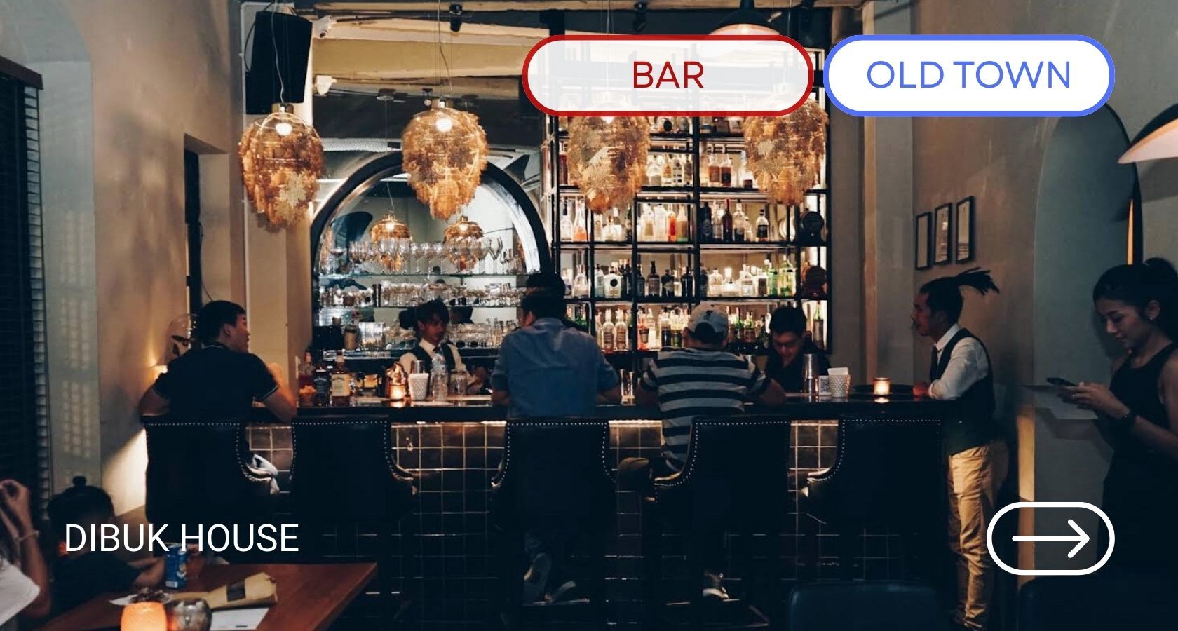 Интерьер бара Dibuk House в центре Пхукета