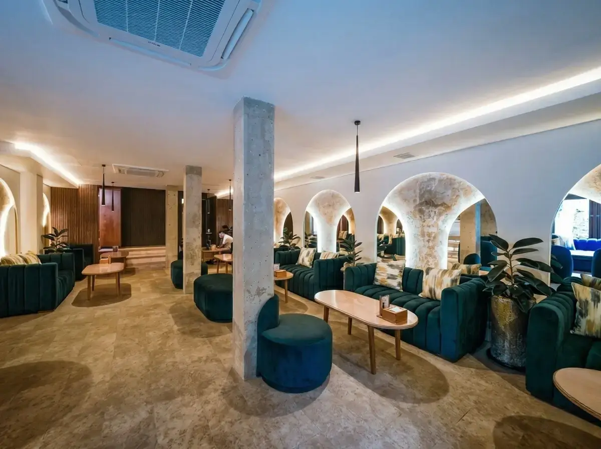 Eden Lounge Ubud interior
